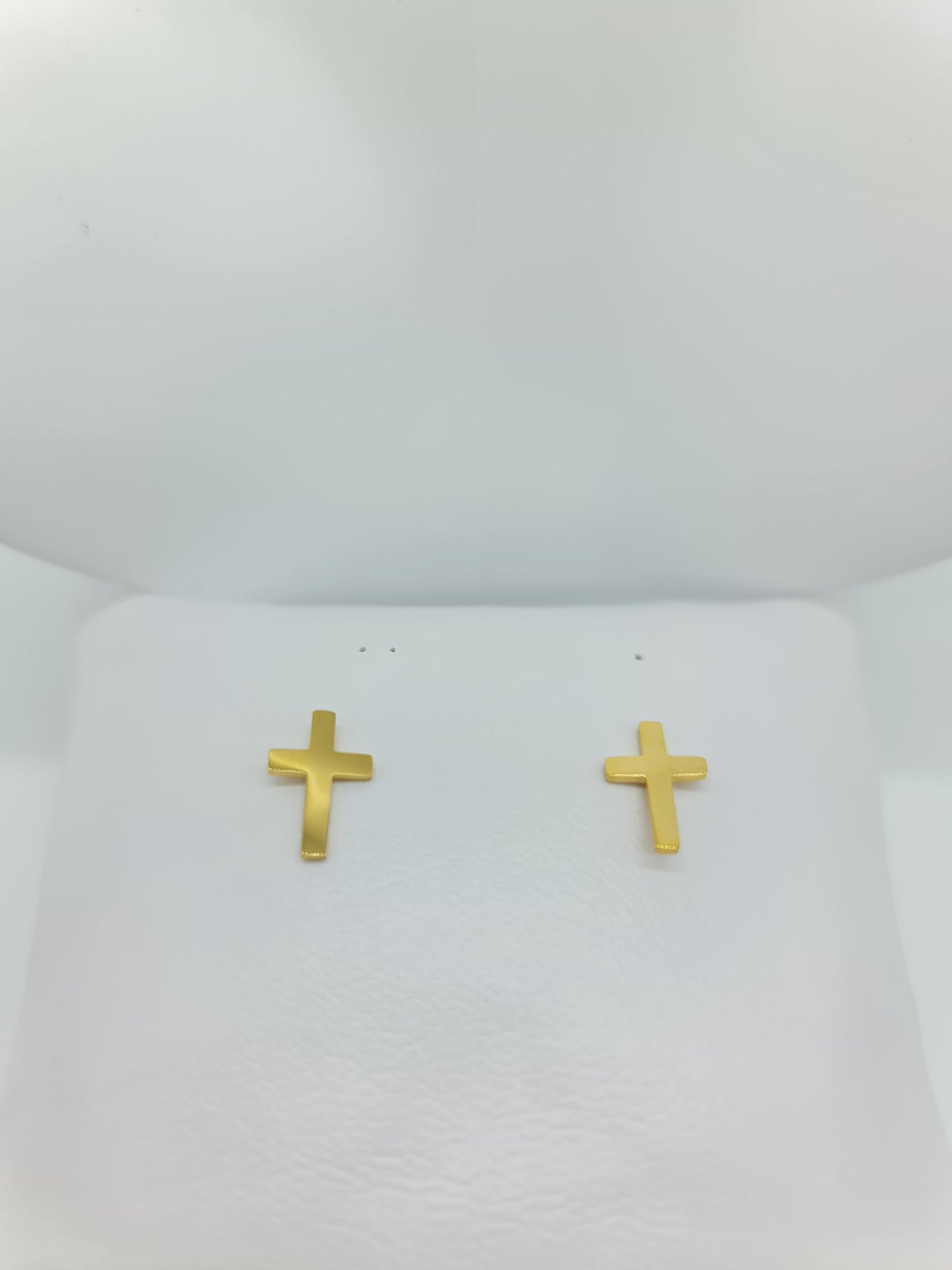 Juego de collar y aretes Cruz en cristales