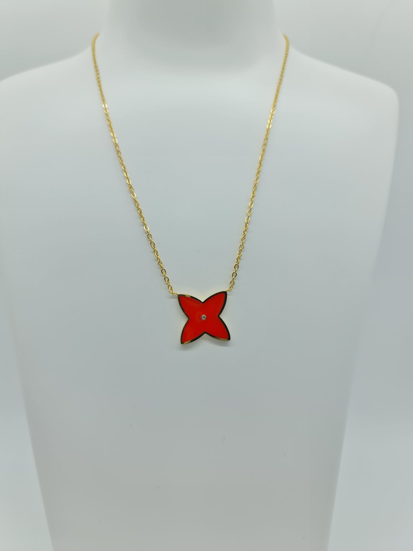 Collar Trevol esmalte