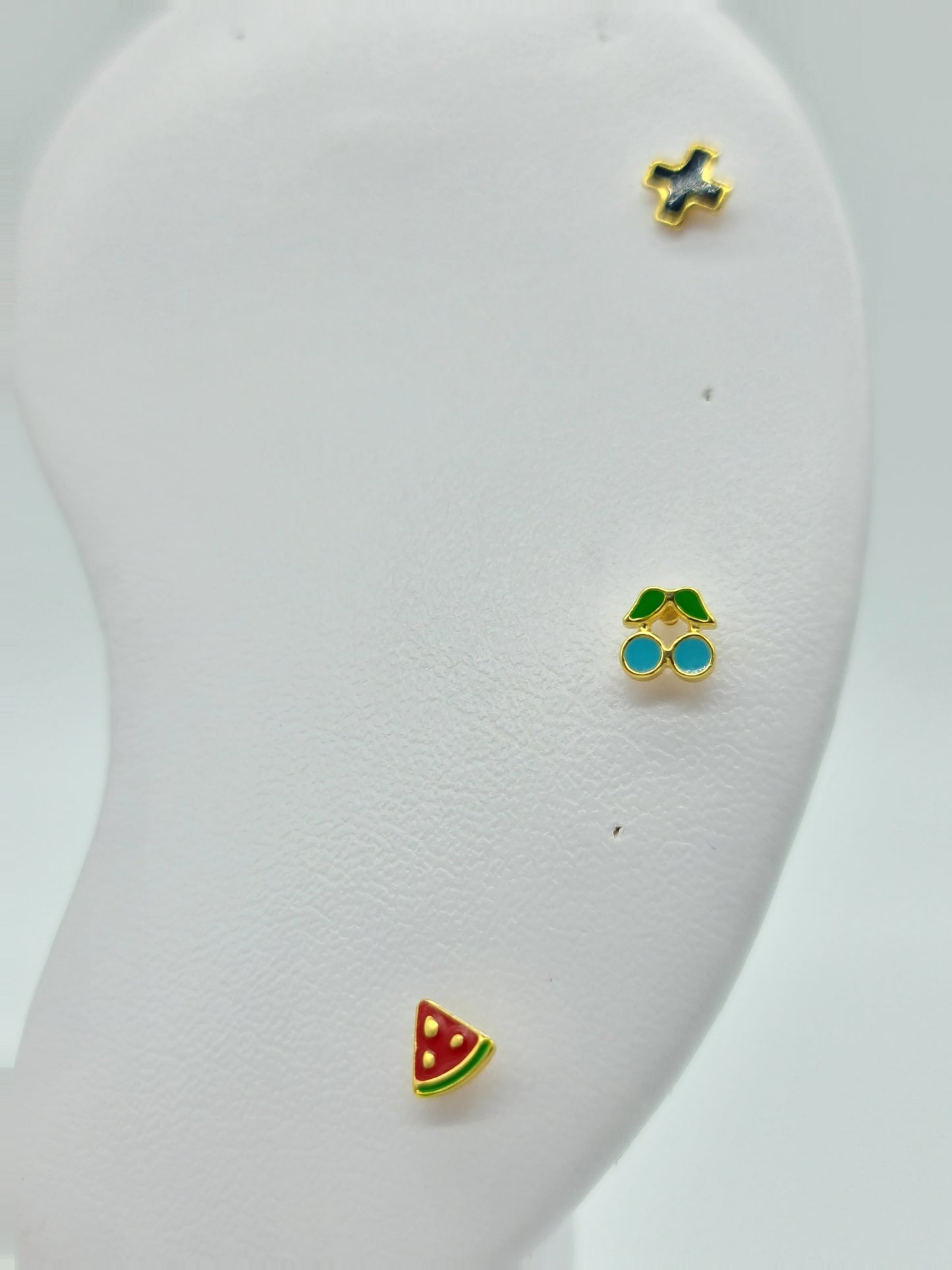 Arete broquel varios diseños