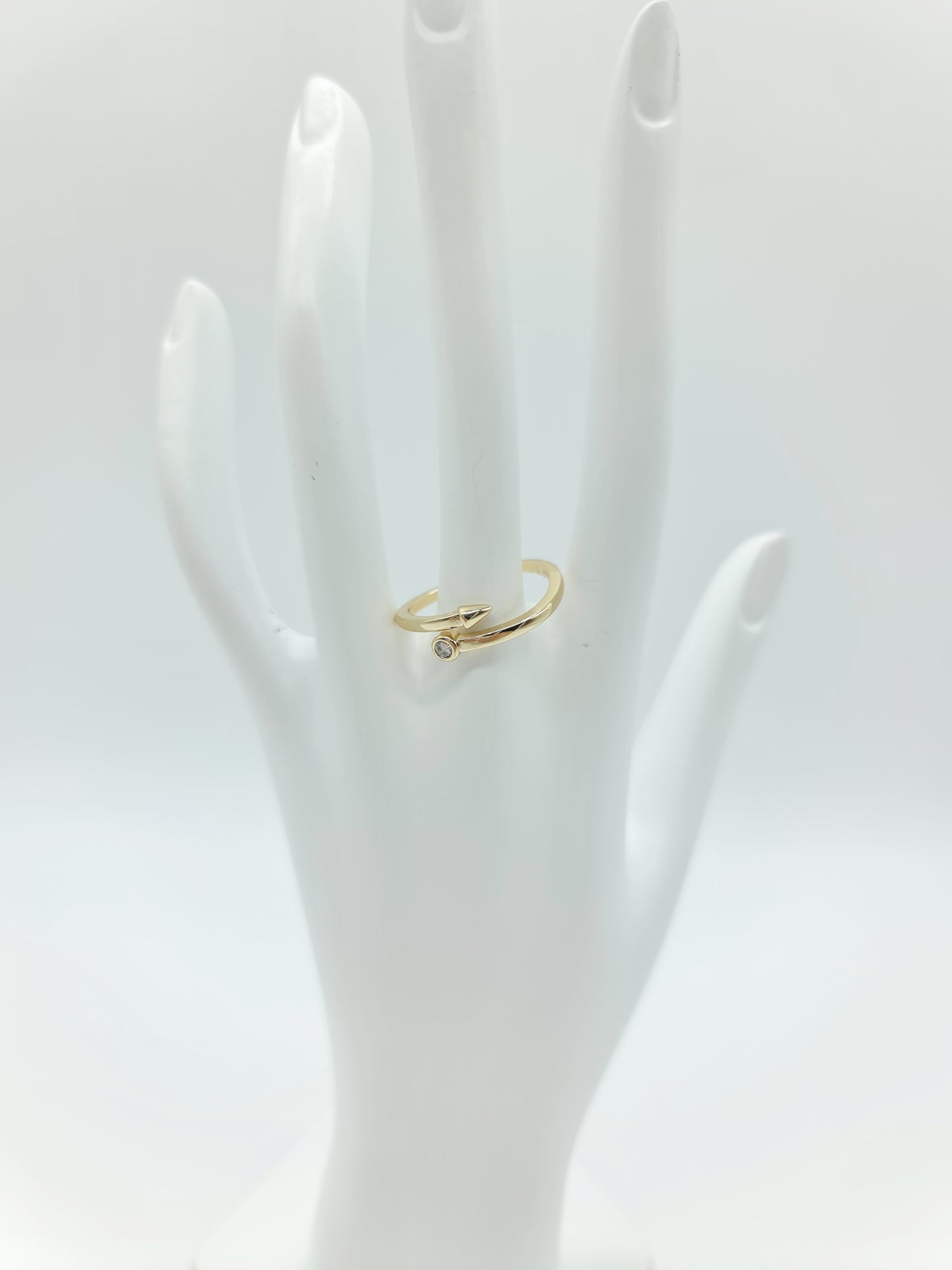 Anillo minimalista flecha