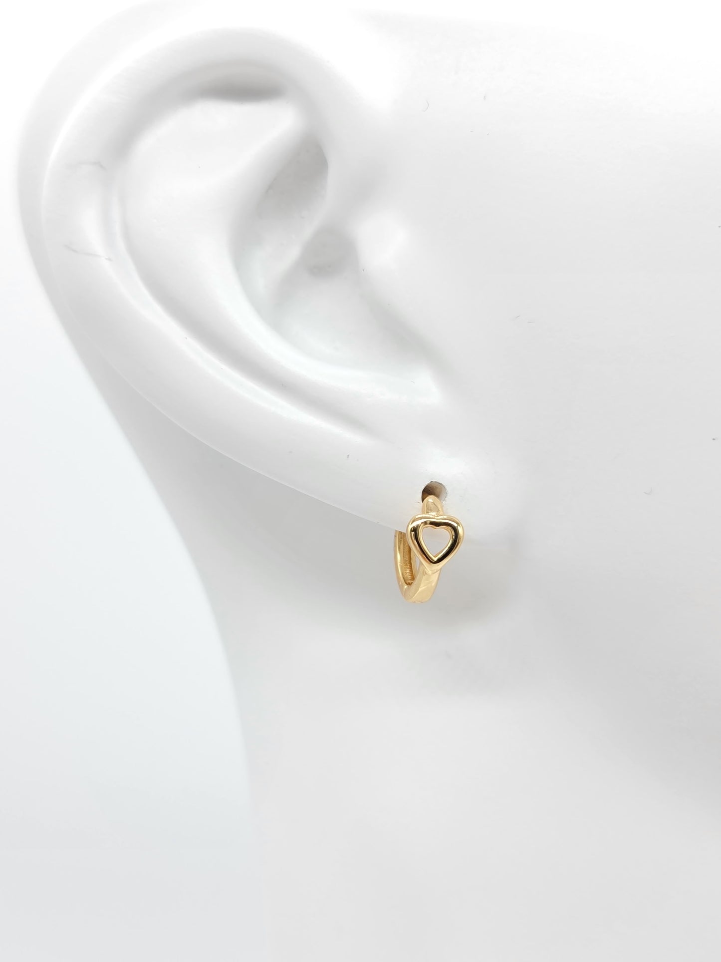Aretes huggie mini heart oro