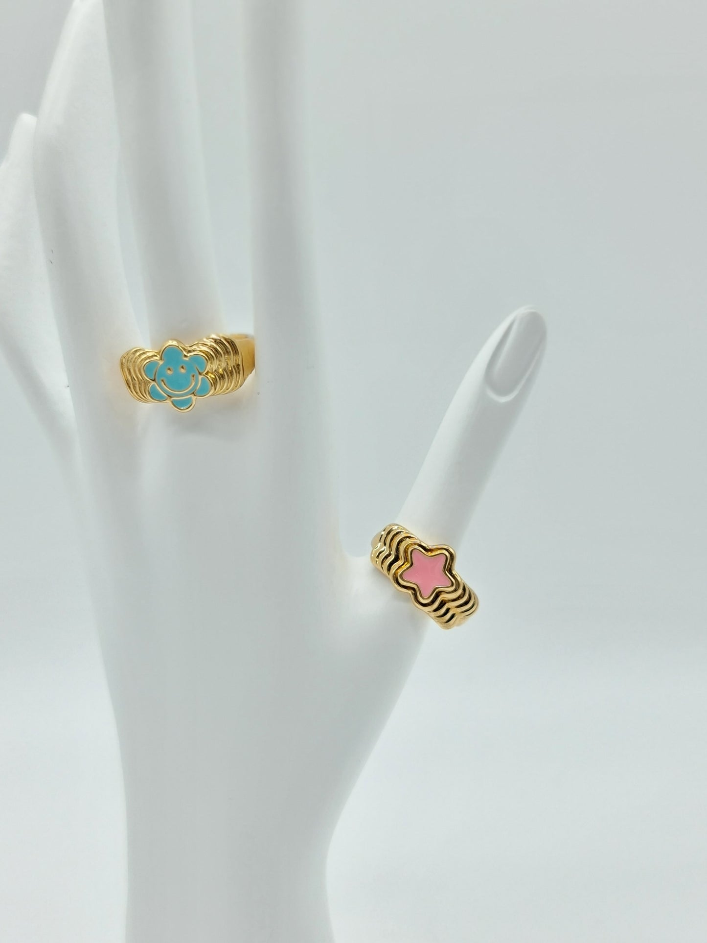 Anillo de fantasía flor y estrella