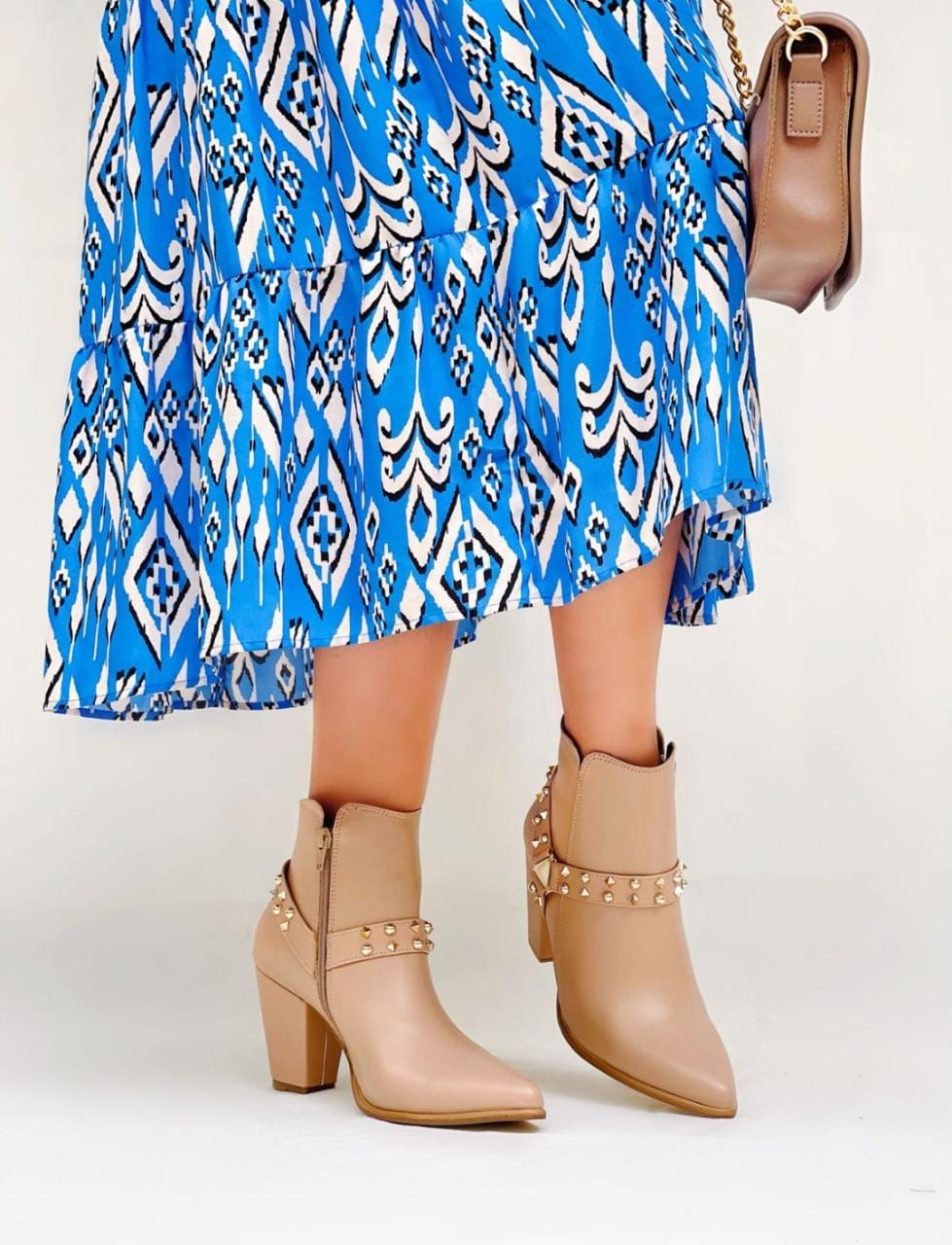 Botín Gaëlle 5500 estoperoles