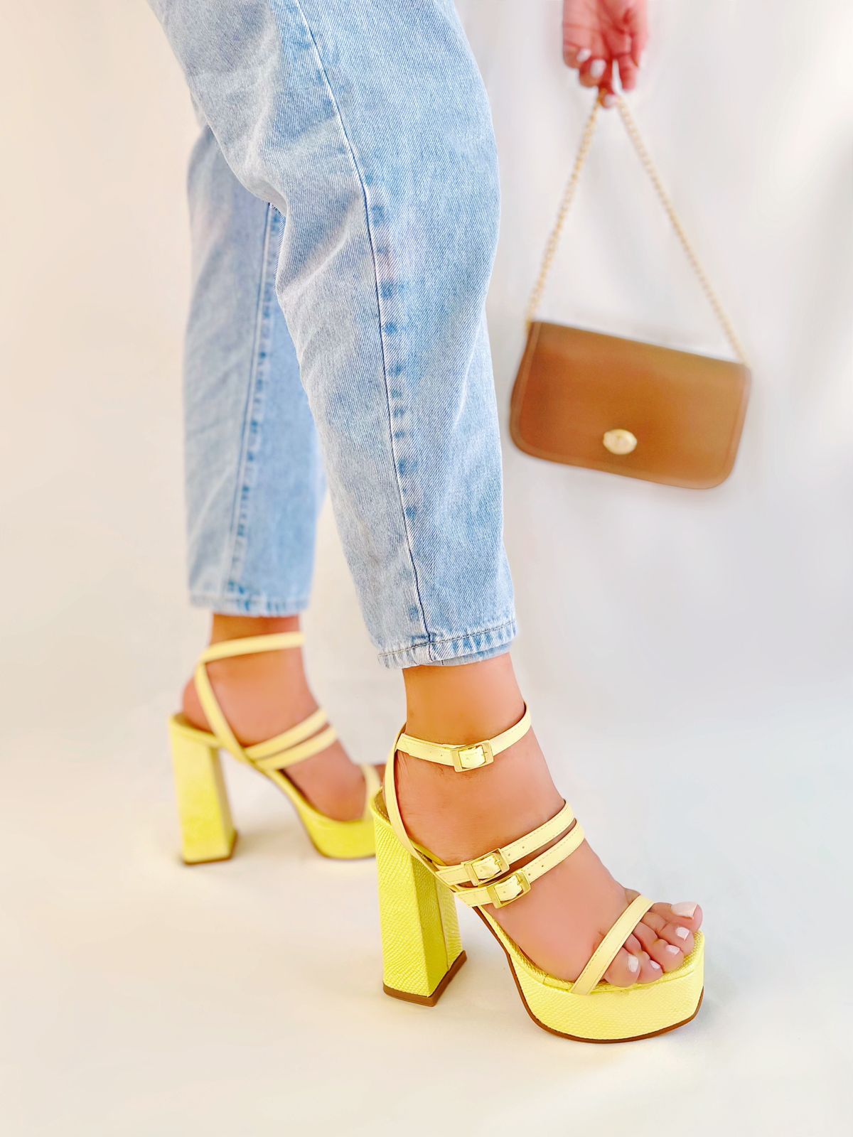 Plataforma Giselle hebillas