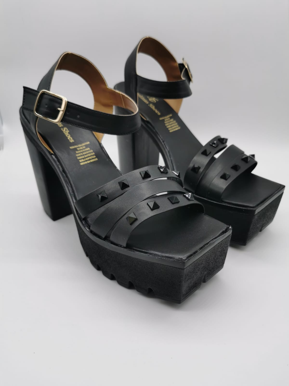 Plataforma Cuadrada Rosemary 9501