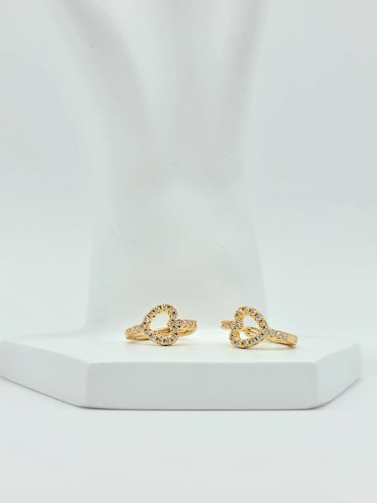 Arete Huggie Corazón Cristal